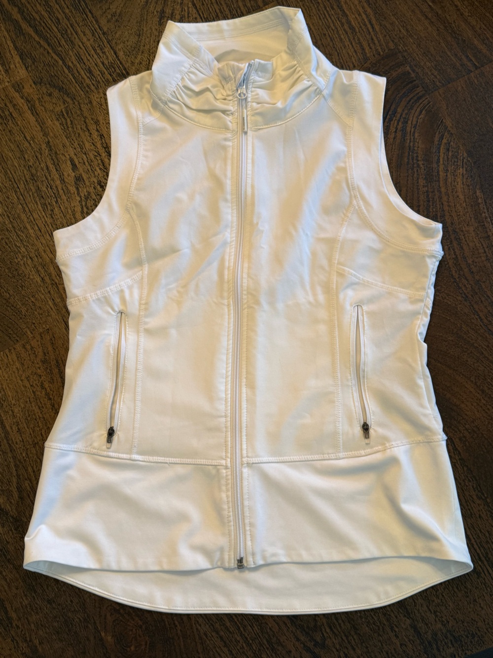 Mondetta White Sleeveless Zip Front Athletic Vest